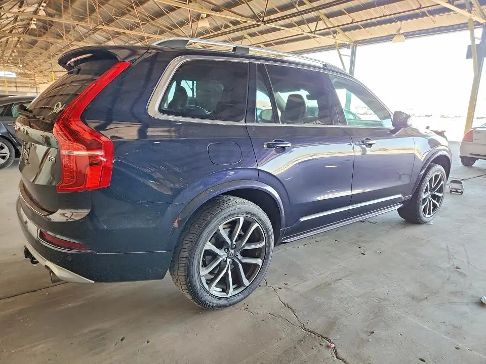 2019 VOLVO XC90 T5 MOMENTUM  