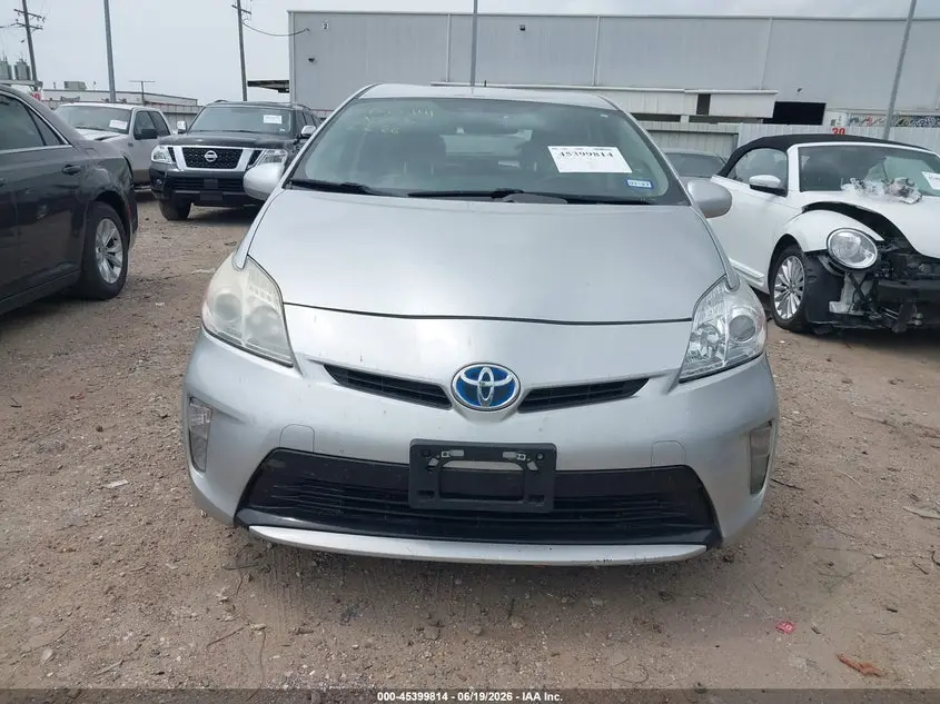 2013 TOYOTA PRIUS TWO