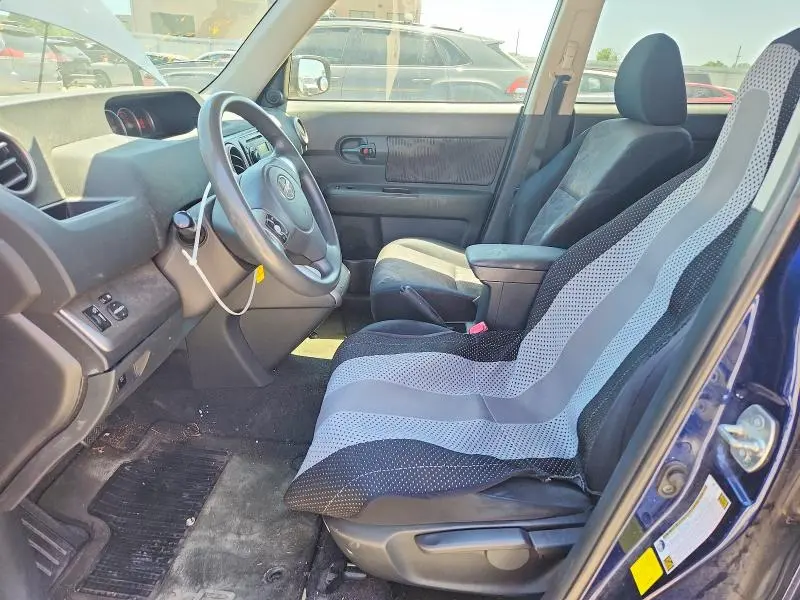 2013 SCION XB BASE  