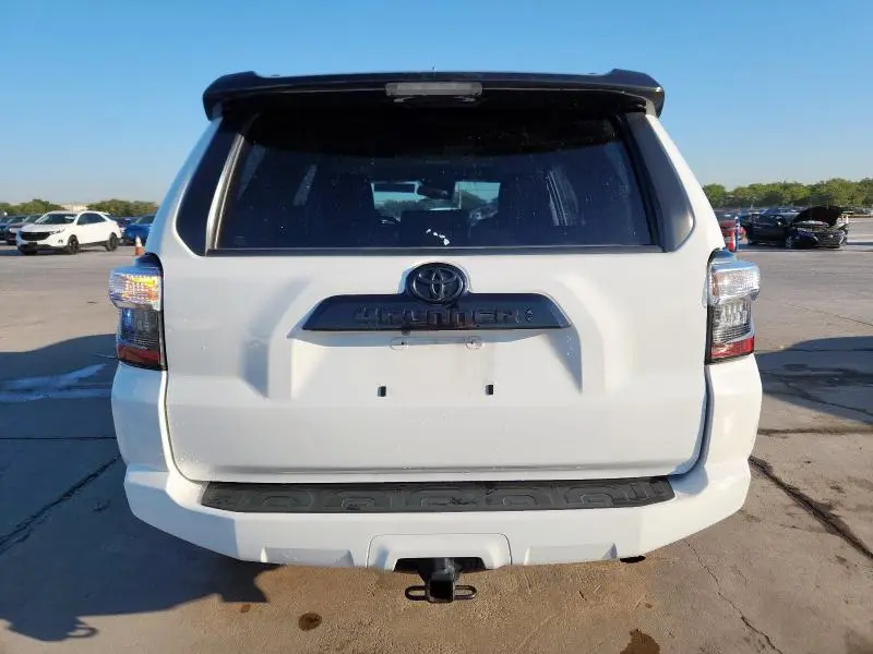 2021 TOYOTA 4RUNNER VENTURE  