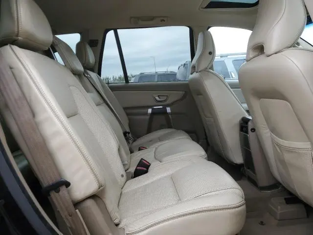2010 VOLVO XC90   
