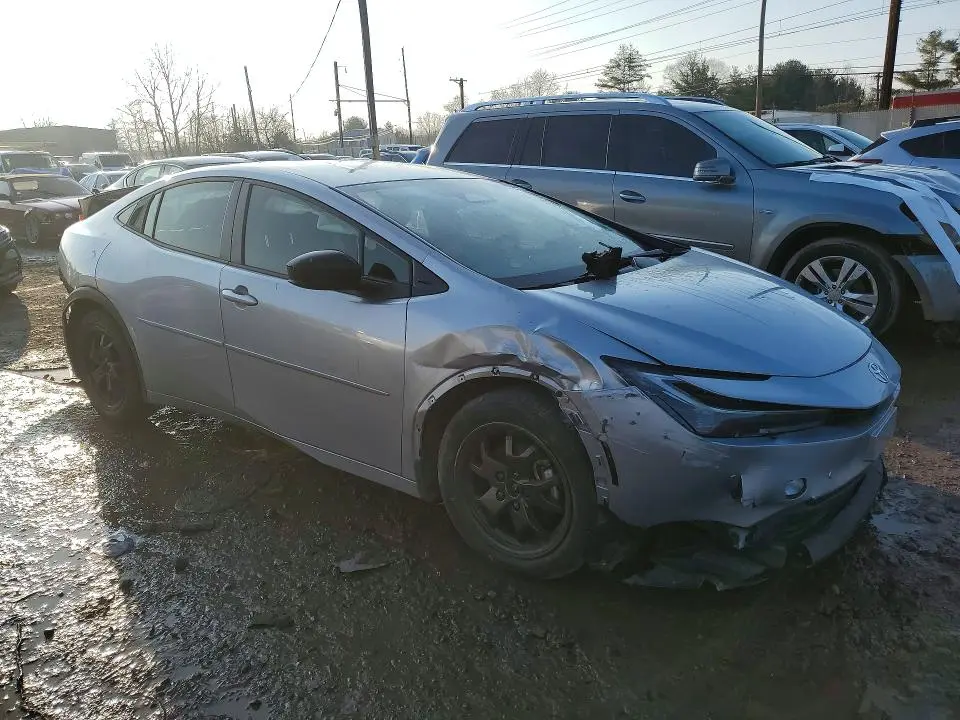 2023 TOYOTA PRIUS LE  