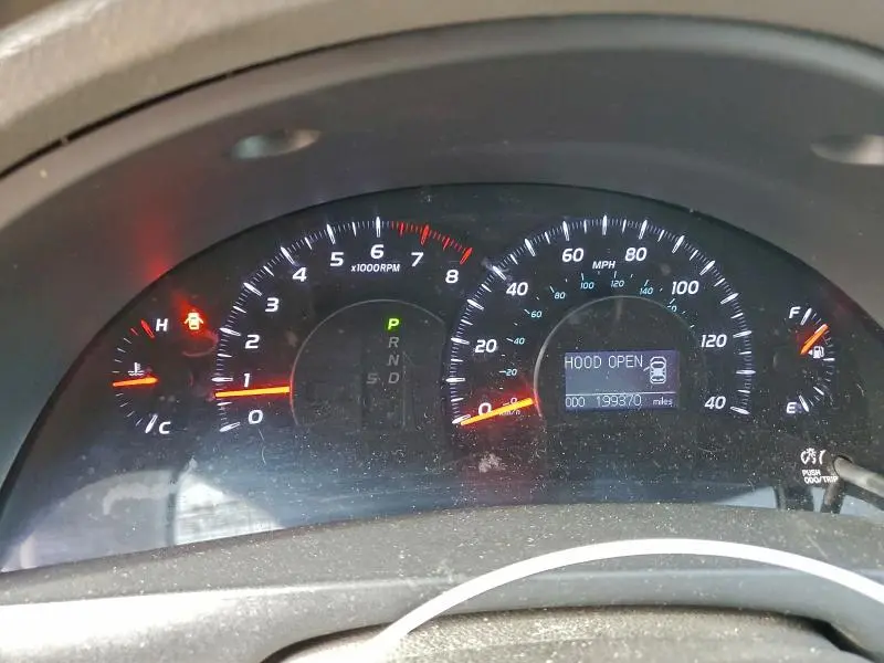 2010 TOYOTA CAMRY BASE  