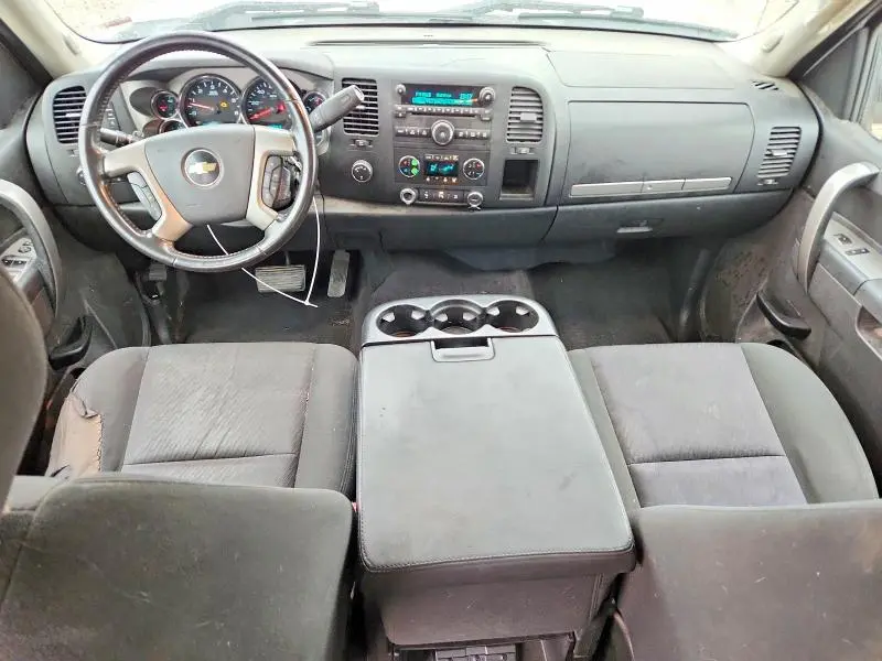 2011 CHEVROLET SILVERADO K1500 LT  