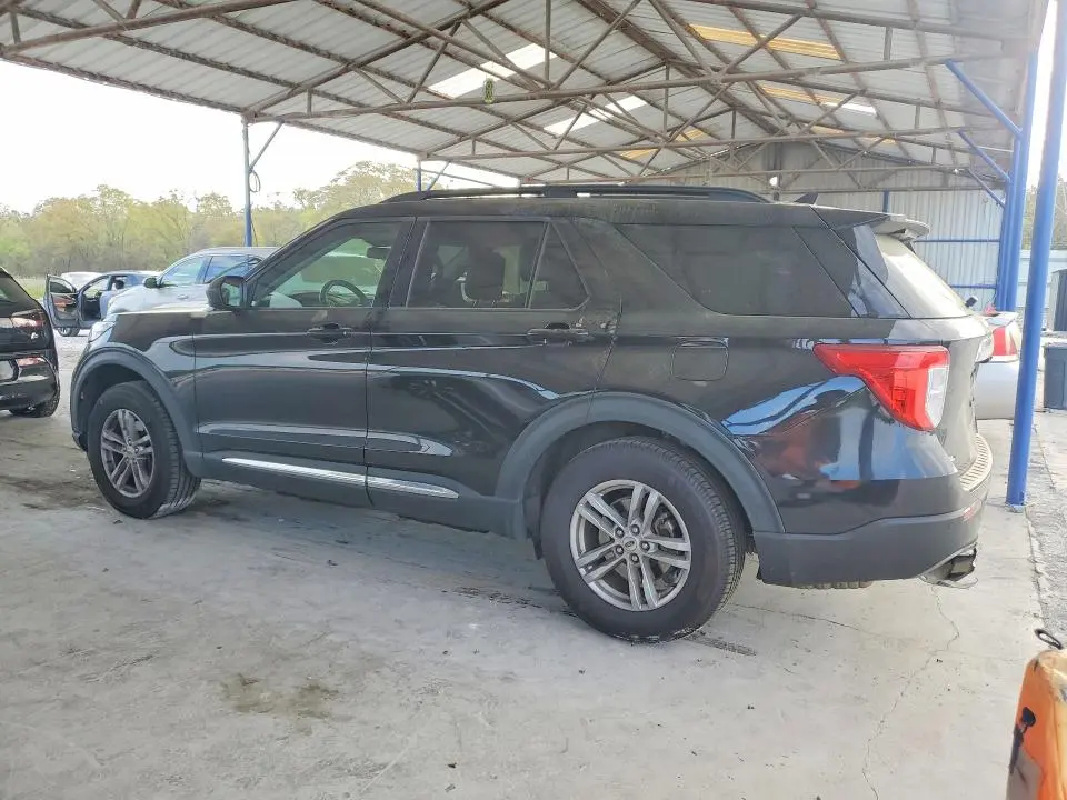 2022 FORD EXPLORER XLT  