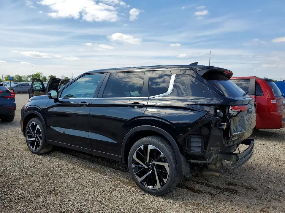 2024 MITSUBISHI OUTLANDER SE  
