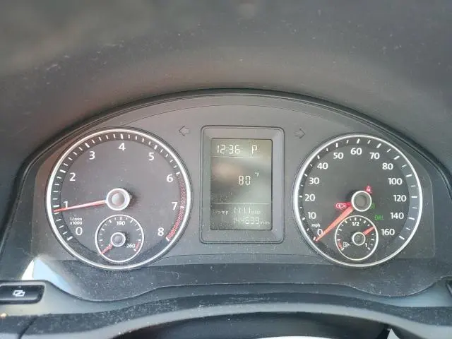 2010 VOLKSWAGEN JETTA SE  