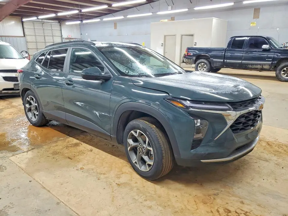 2025 CHEVROLET TRAX 1LT  