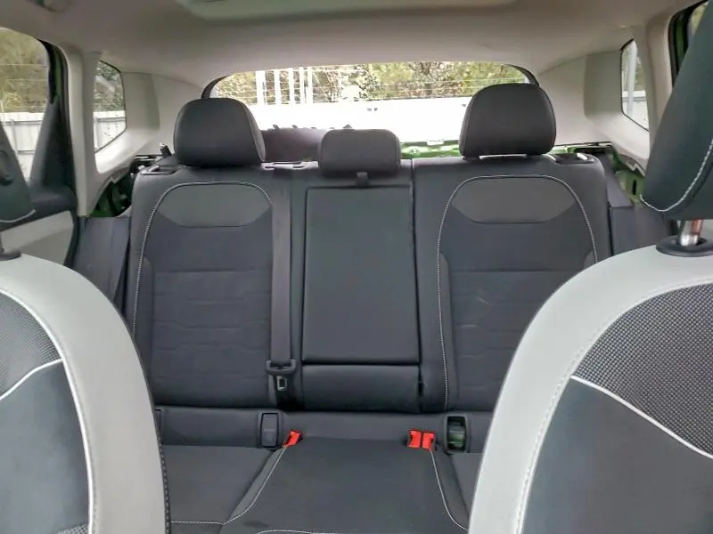 2025 VOLKSWAGEN TAOS SE  