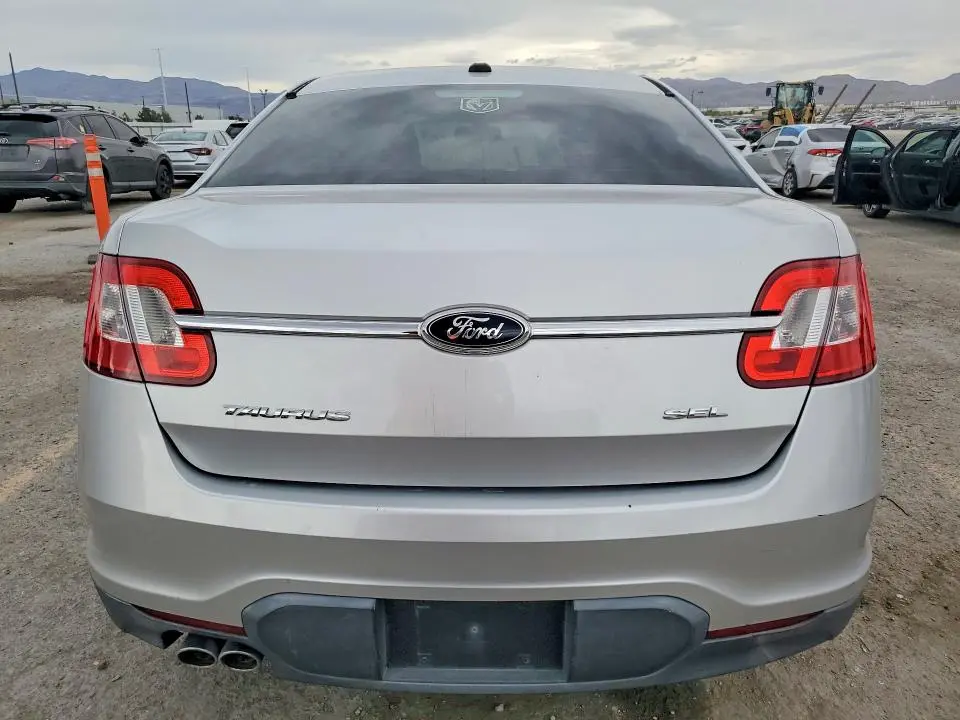 2011 FORD TAURUS SEL  