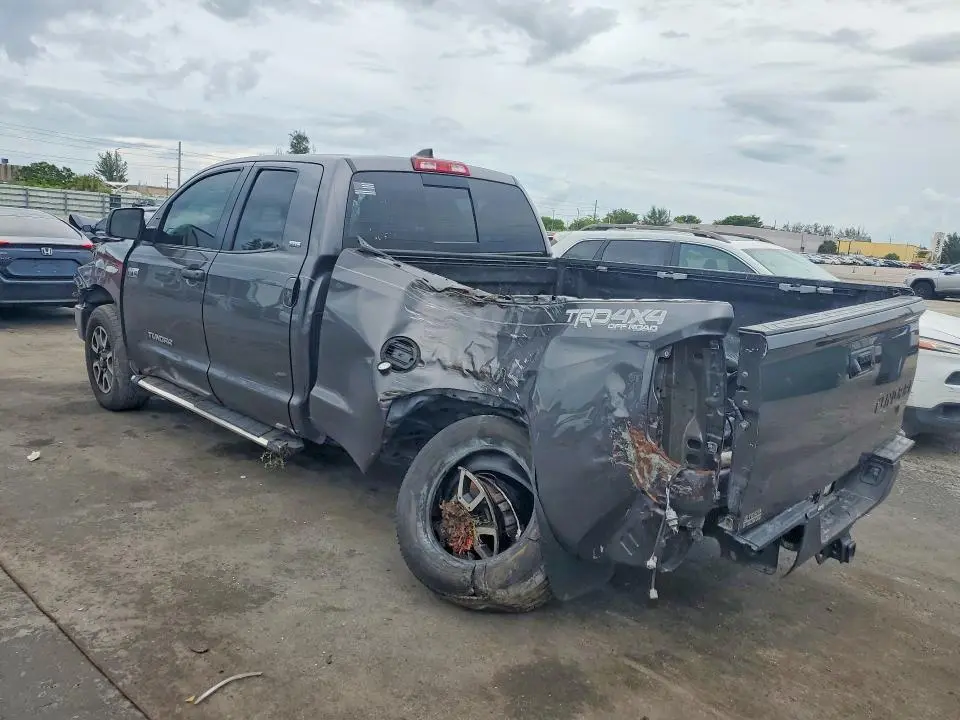 2020 TOYOTA TUNDRA SR5  