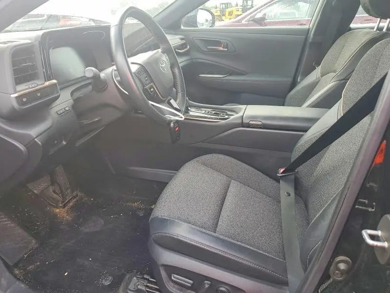2024 TOYOTA CROWN XLE  