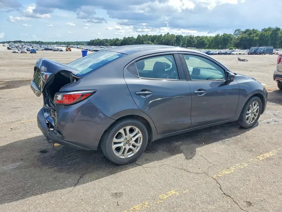 2017 TOYOTA YARIS IA BASE  