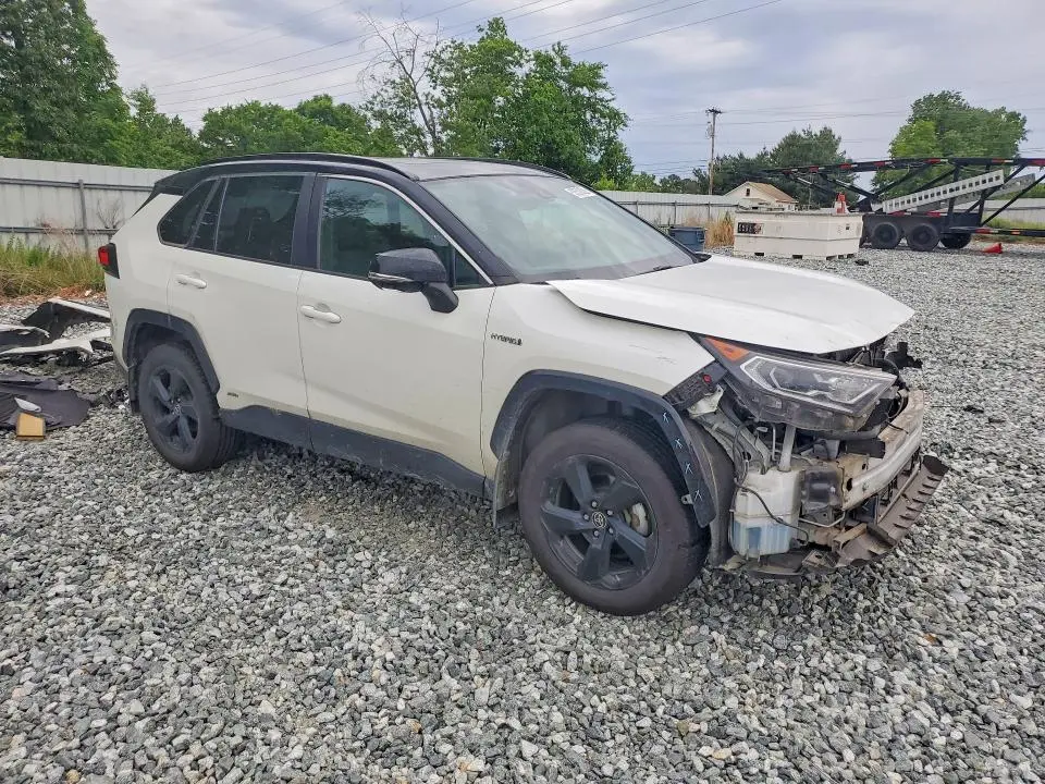 2021 TOYOTA RAV4 XSE  