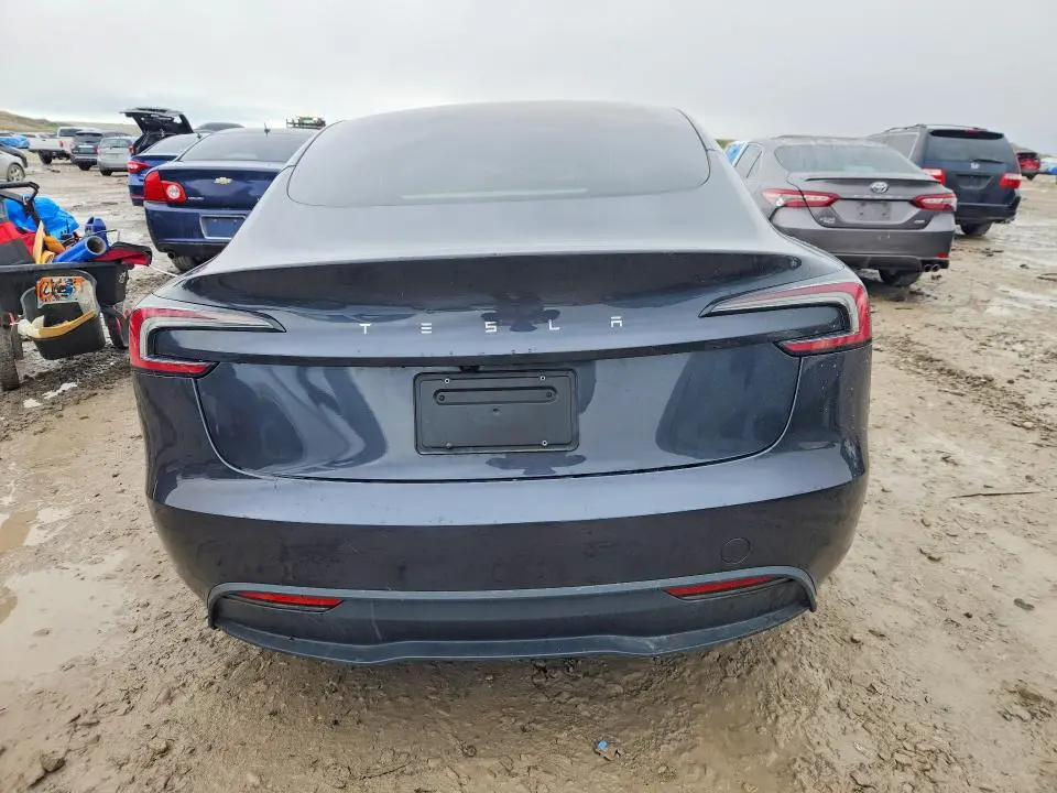 2025 TESLA MODEL 3   