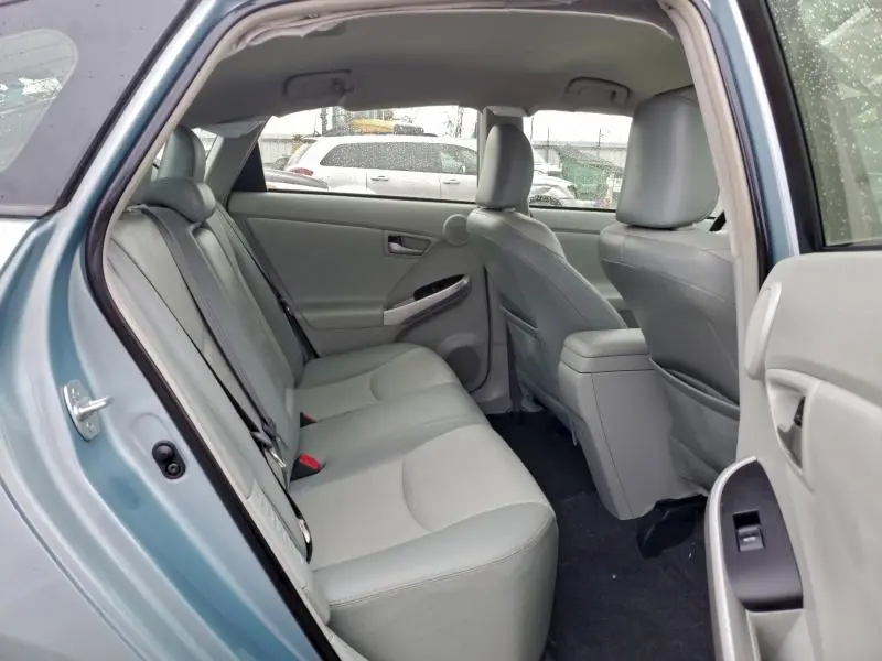 2015 TOYOTA PRIUS FOUR  