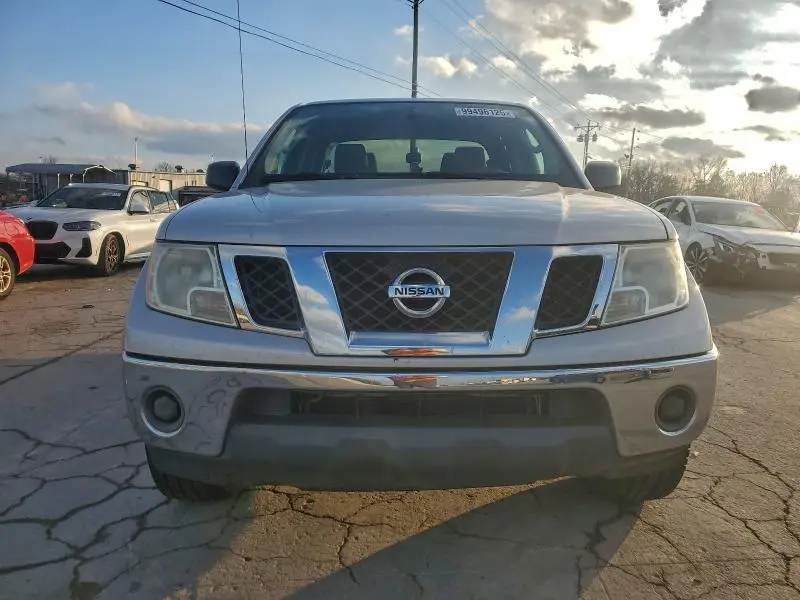 2011 NISSAN FRONTIER S  