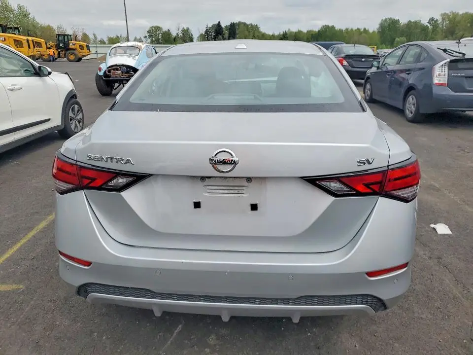 2023 NISSAN SENTRA SV  
