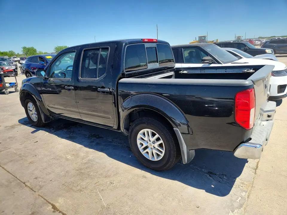 2017 NISSAN FRONTIER SV  