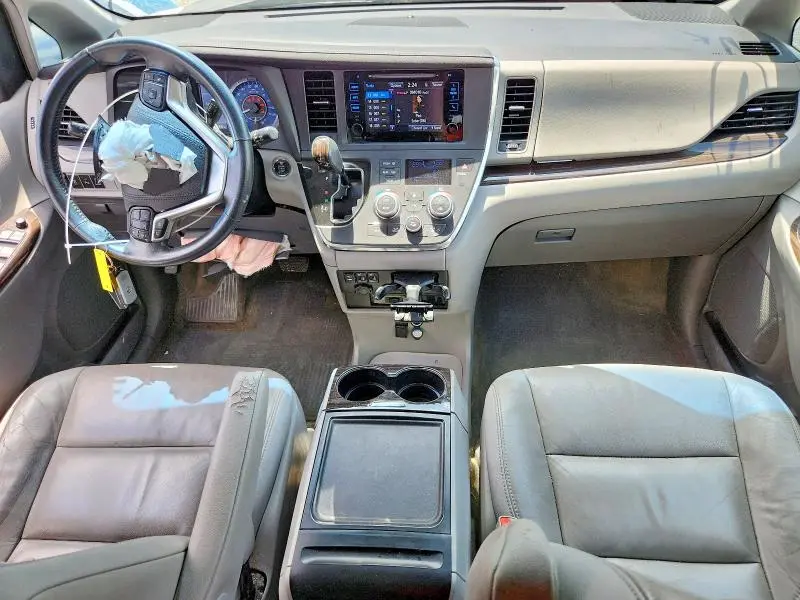 2015 TOYOTA SIENNA XLE PREMIUM 7-PASSENGER  