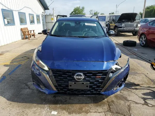 2024 NISSAN ALTIMA SR  