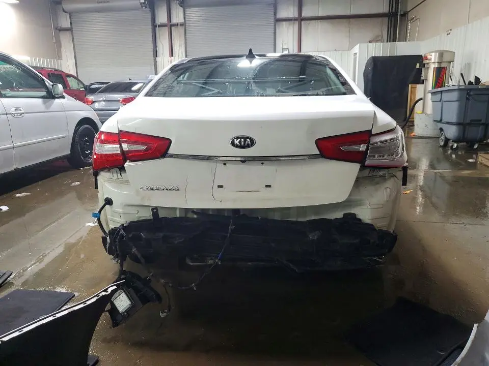 2016 KIA CADENZA LUXURY  