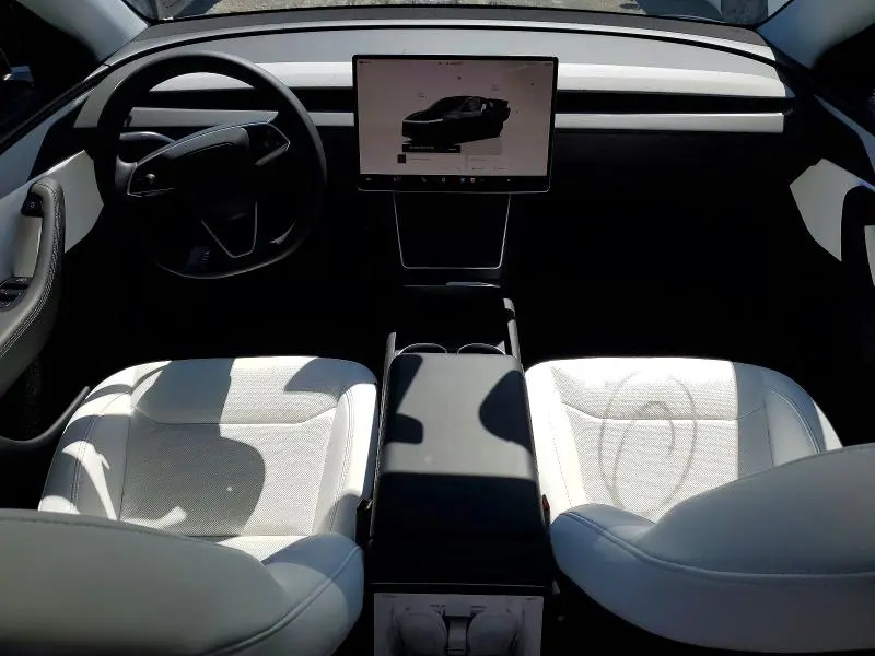 2026 TESLA MODEL Y   