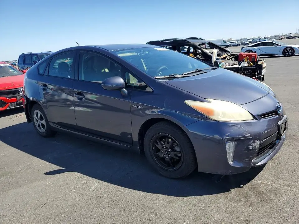 2014 TOYOTA PRIUS TWO  