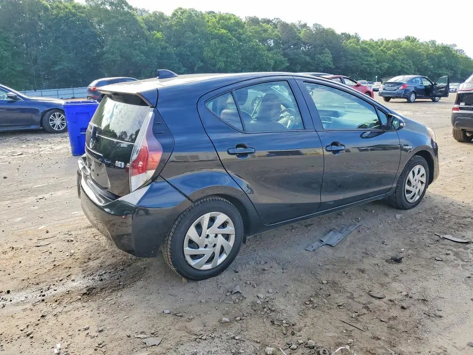2015 TOYOTA PRIUS C TWO  