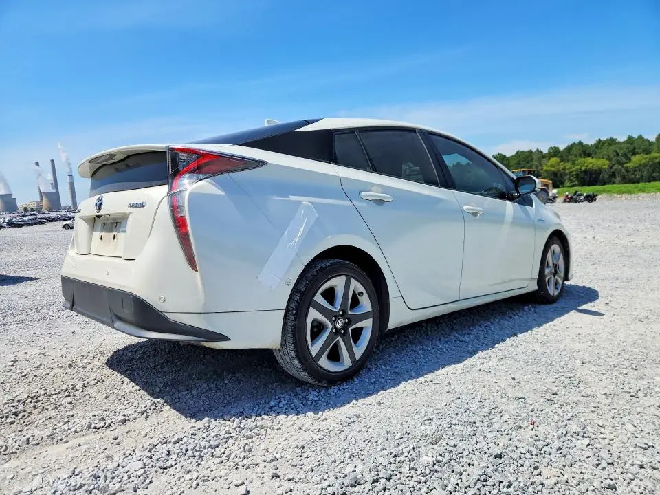 2016 TOYOTA PRIUS FOUR TOURING  