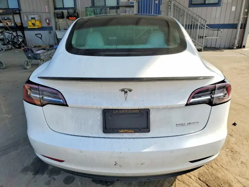 2021 TESLA MODEL 3   