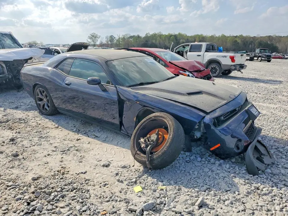 2015 DODGE CHALLENGER SXT PLUS  