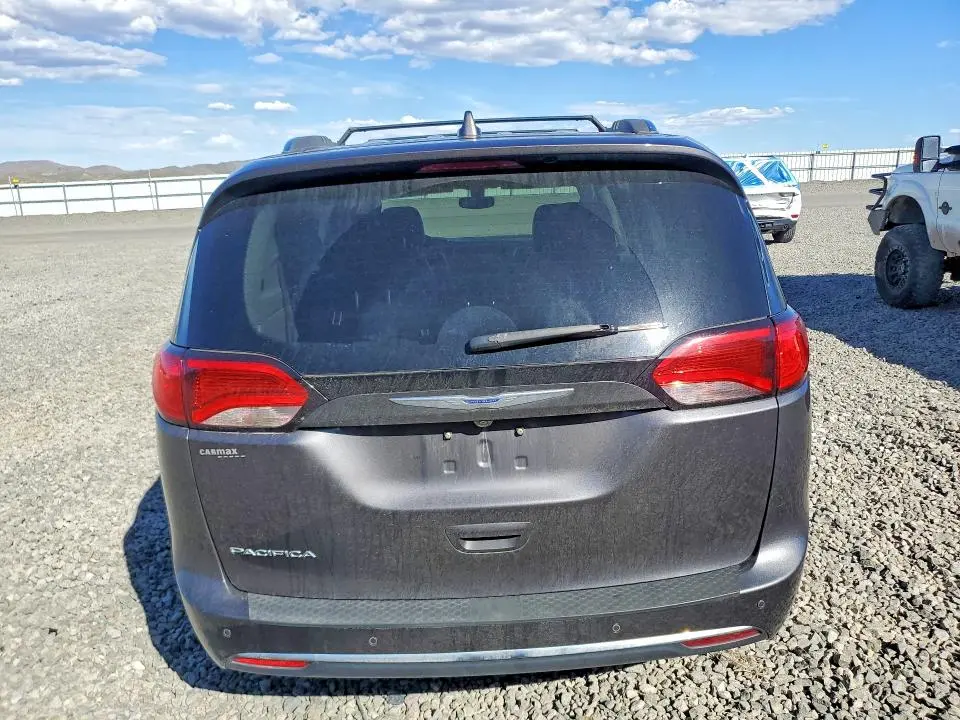2019 CHRYSLER PACIFICA TOURING L  