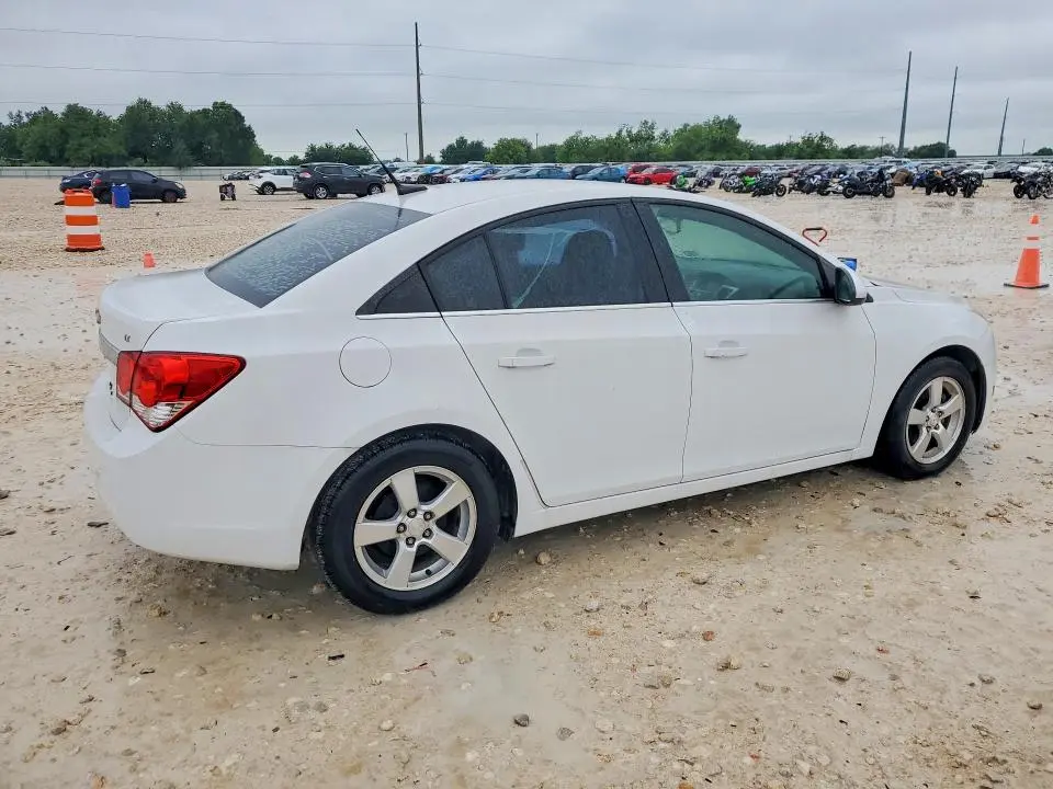 2013 CHEVROLET CRUZE LT  