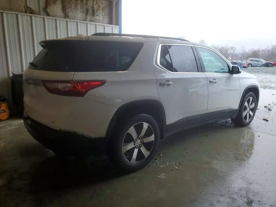 2021 CHEVROLET TRAVERSE LT  
