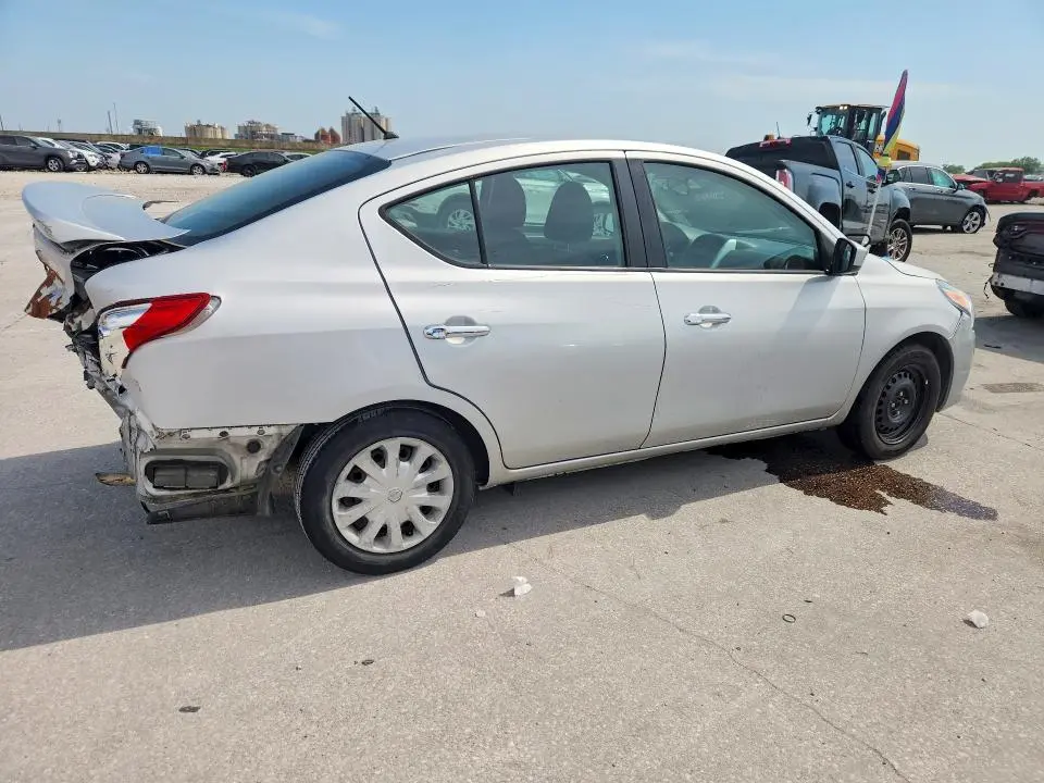 2017 NISSAN VERSA 1.6 SV  