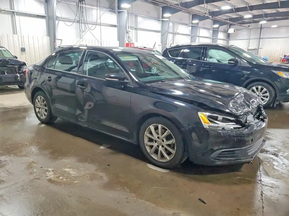 2012 VOLKSWAGEN JETTA SE  