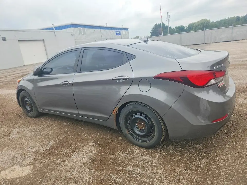 2014 HYUNDAI ELANTRA SE  