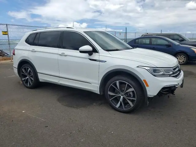2024 VOLKSWAGEN TIGUAN SEL R-LINE BLACK  
