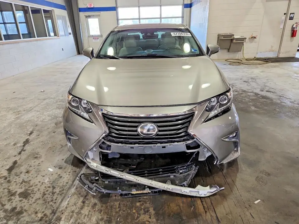 2017 LEXUS ES 350  