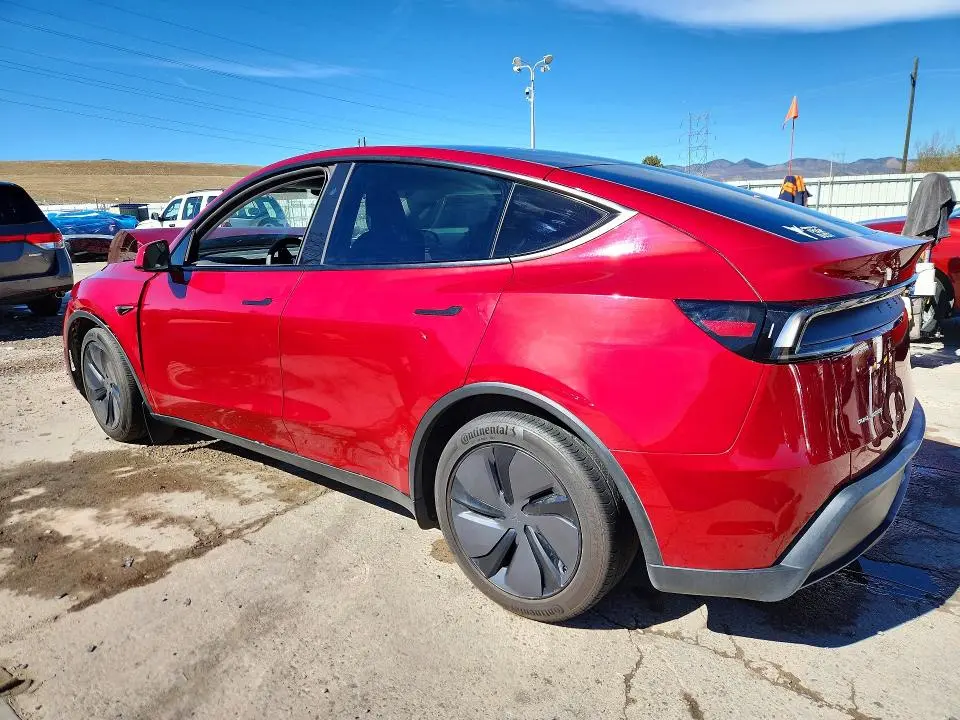 2026 TESLA MODEL Y   