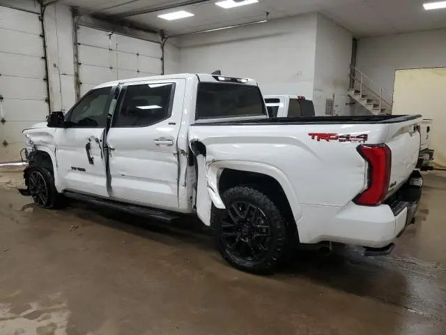 2024 TOYOTA TUNDRA CREWMAX SR  