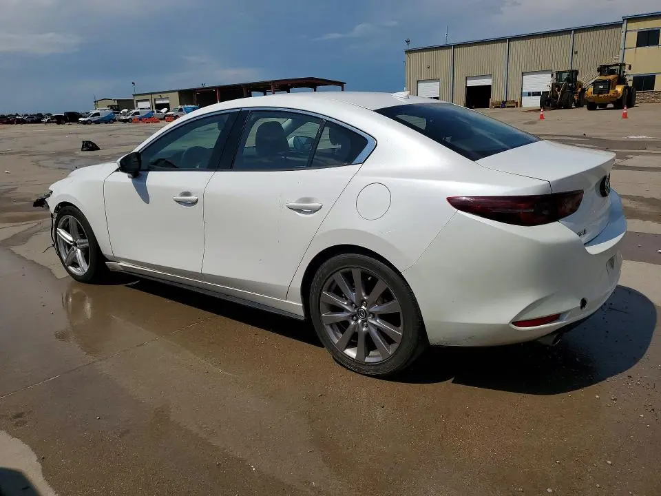 2019 MAZDA 3 PREMIUM  