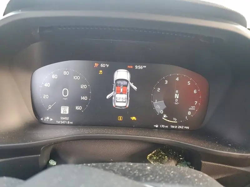 2020 VOLVO XC40 T5 R-DESIGN  