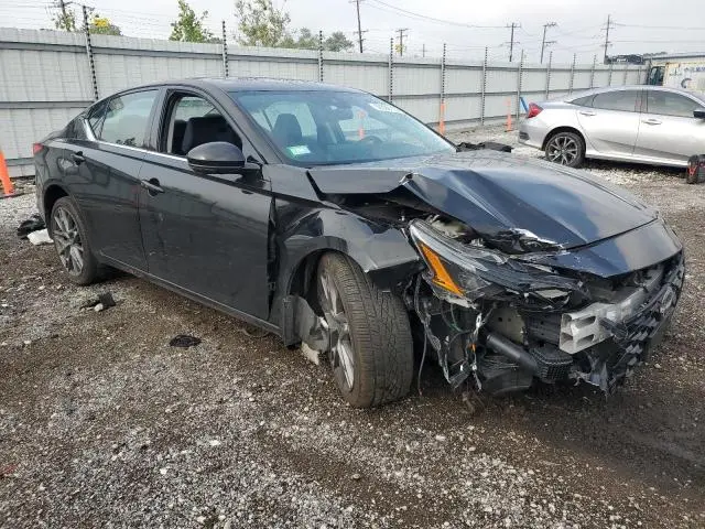2023 NISSAN ALTIMA SR  