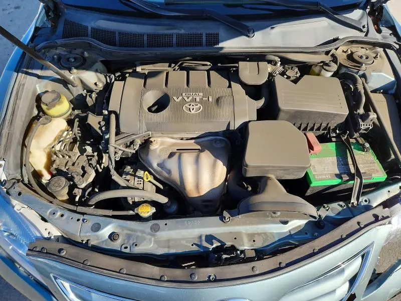 2010 TOYOTA CAMRY LE  