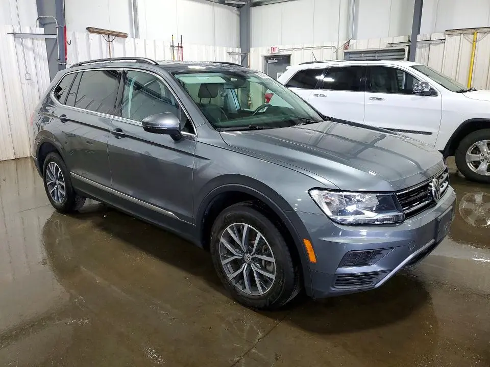 2018 VOLKSWAGEN TIGUAN SE/SEL  