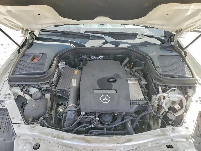 2019 MERCEDES-BENZ GLC 300  