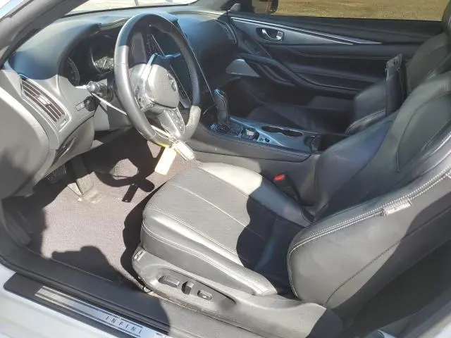 2021 INFINITI Q60 LUXE  