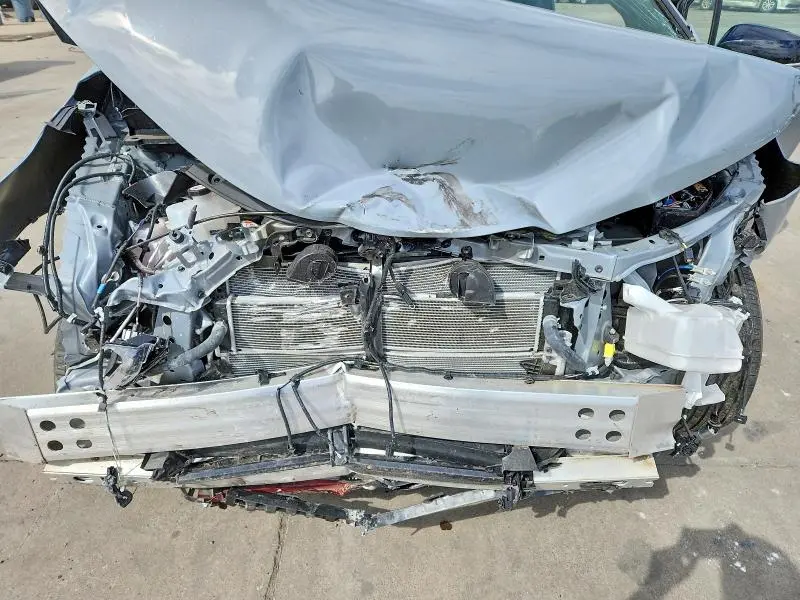 2025 TOYOTA SIENNA XSE 7-PASSENGER  